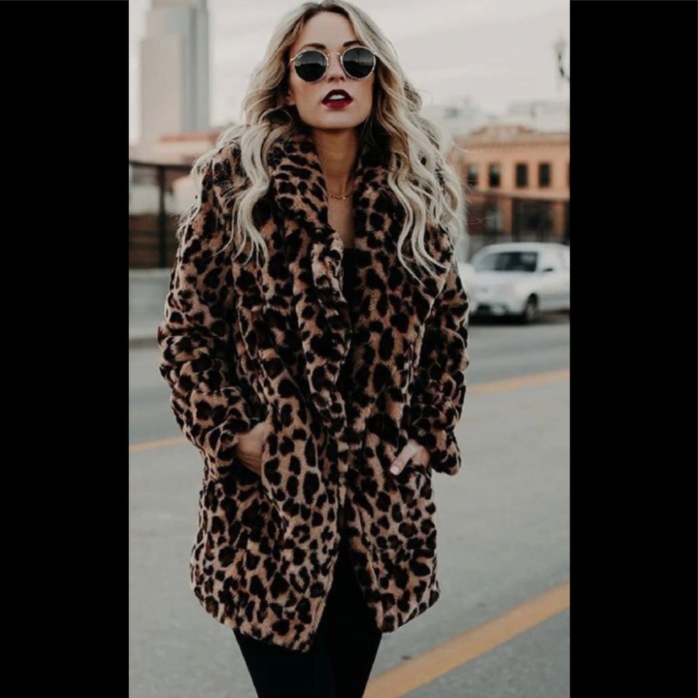 - Leopard faux fur coat